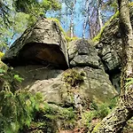 Zieleniecka 3*