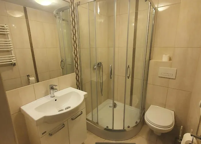 Bed & Breakfast Zieleniecka 3*