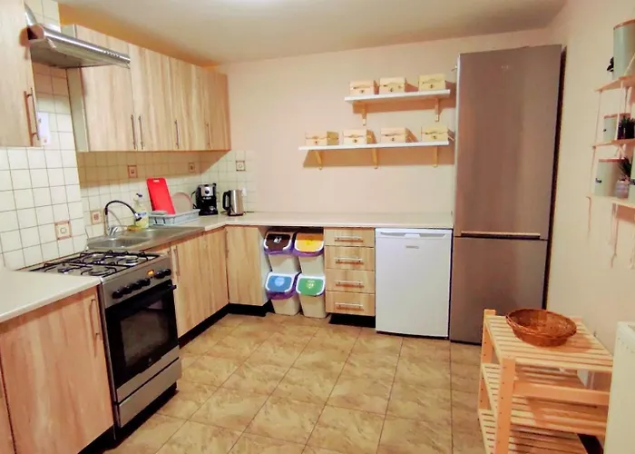 Zieleniecka Bed and Breakfast 3*